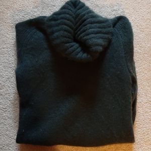 THEORY Women's Hunter Green Cashmere Sweater